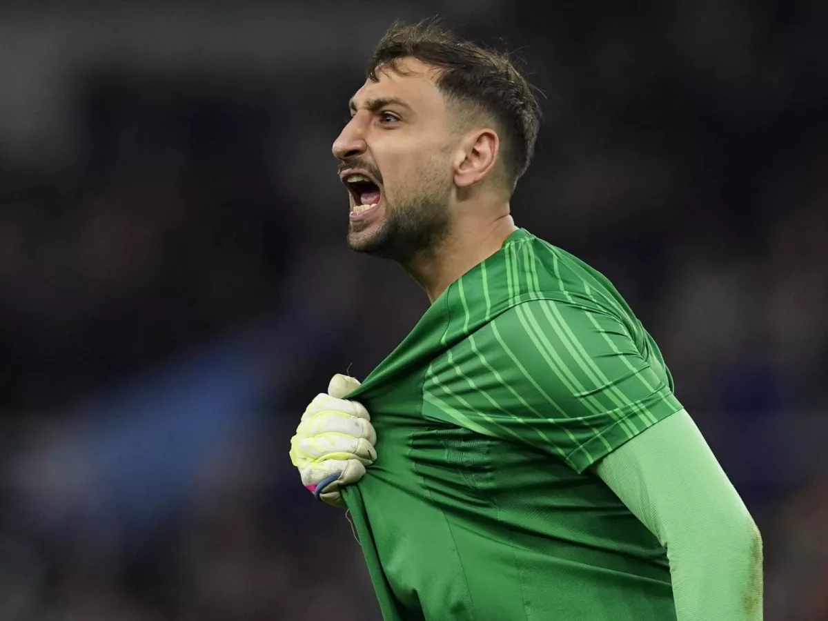 Donnarumma jahonning eng yaxshi darvozabonini aytdi