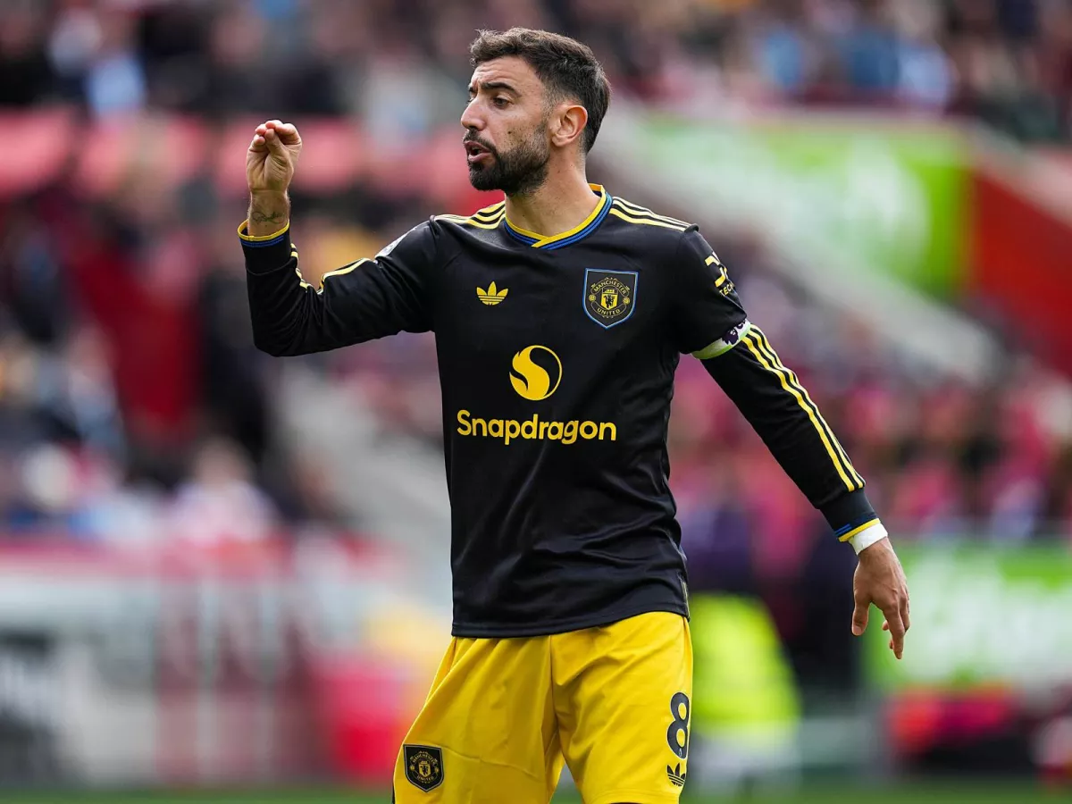 Manchester Yunayted Fernandesni sotishga tayyor turibdi
