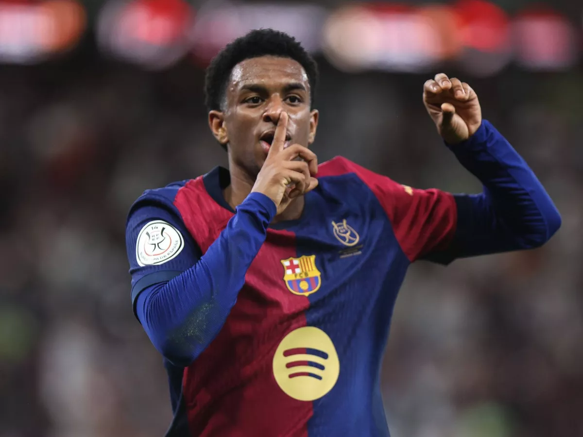 Manchester Siti Barselonaning Baldesini sotib olmoqchi