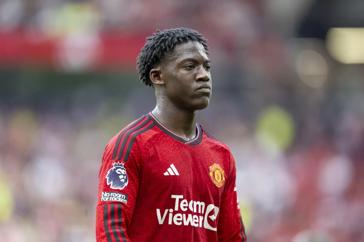 Napoli Manchester Yunayteddan Maynuni ijaraga olmoqchi
