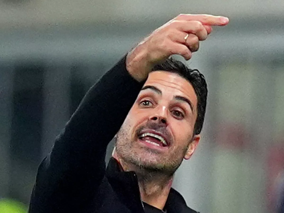 Arteta Sakuni charchagani uchun almashtirdi