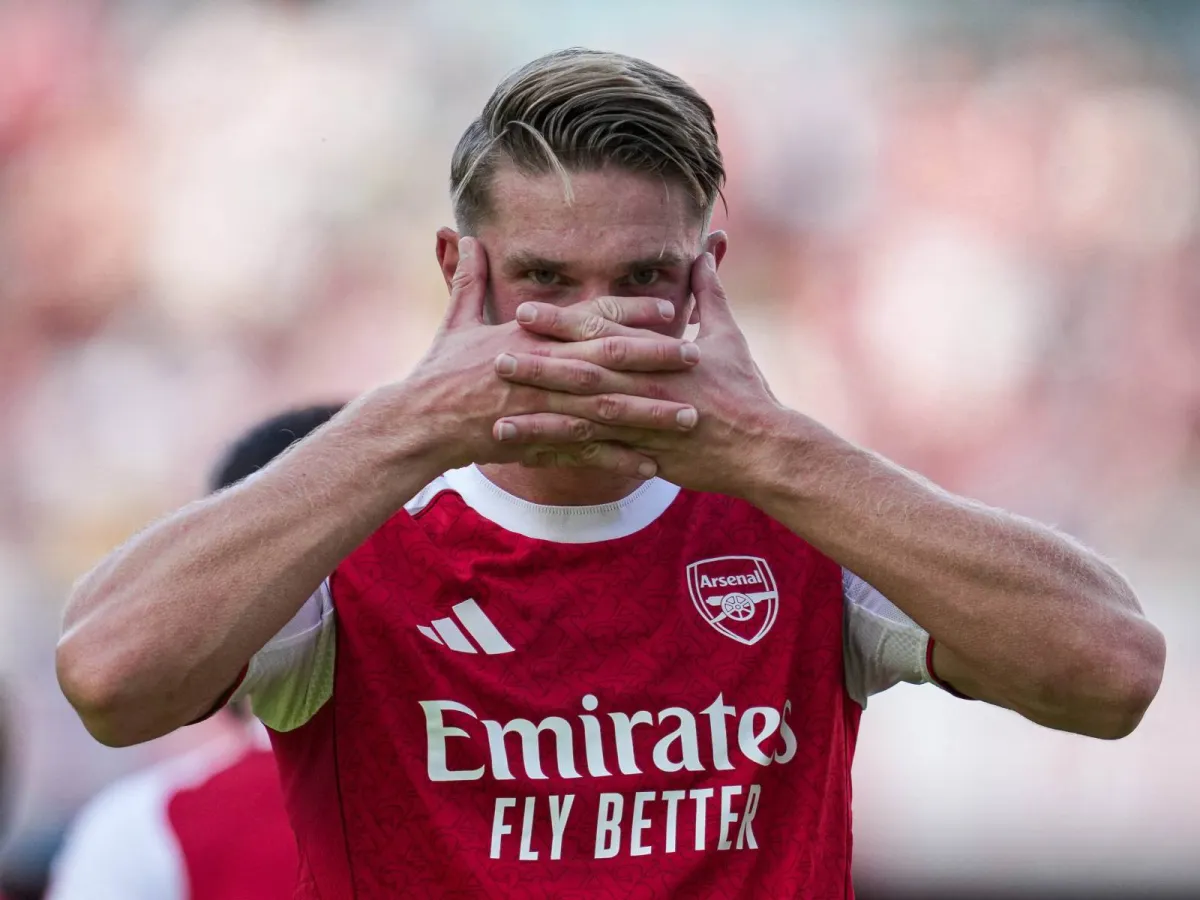 "Arsenal" va "Lids"dan uch nafardan futbolchi jamoaga tanlab olindi
